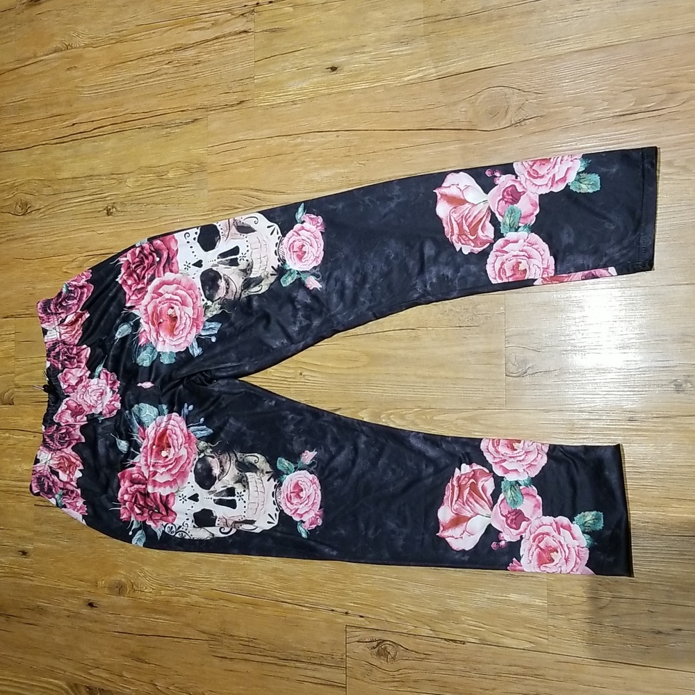 Black/Pink Skull Legging Type Pants EUC 3XL, Elastic Drawstring Waist